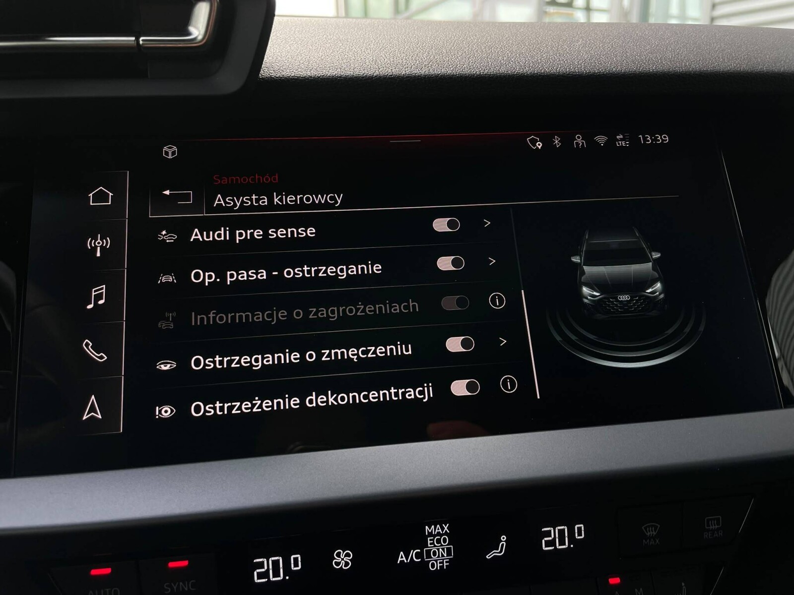 Audi A3 Sportback - zdjęcie 31