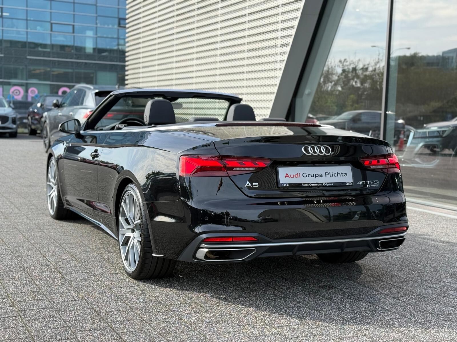 Audi A5 Cabrio - zdjęcie 12