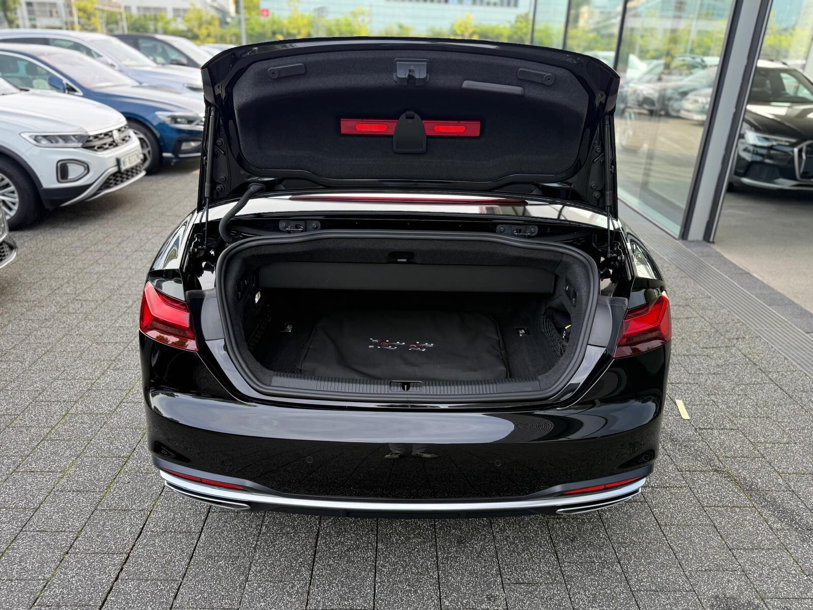 Audi A5 Cabrio - zdjęcie 16