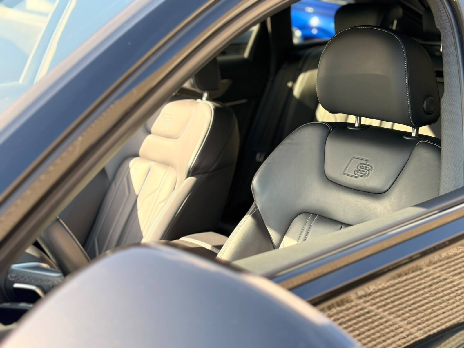 Audi A6 Avant - zdjęcie 15
