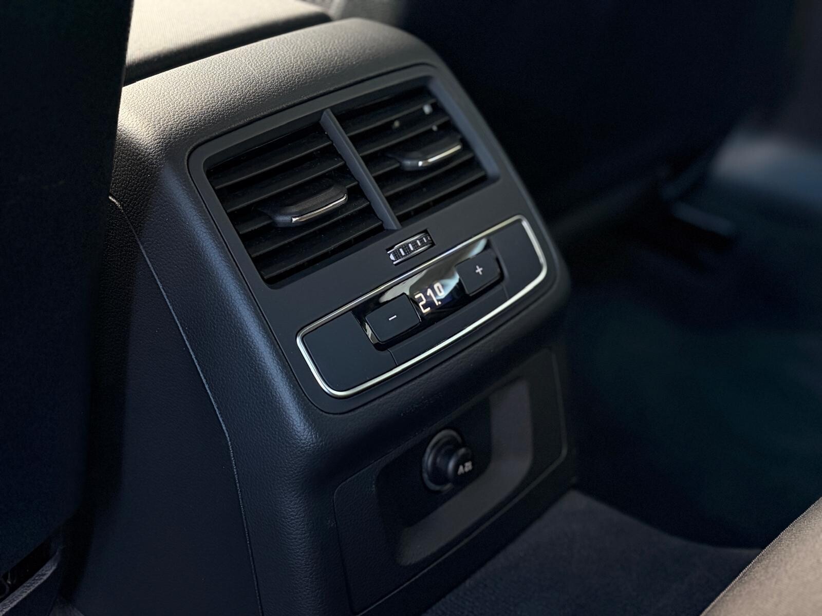 Audi A4 Avant - zdjęcie 20