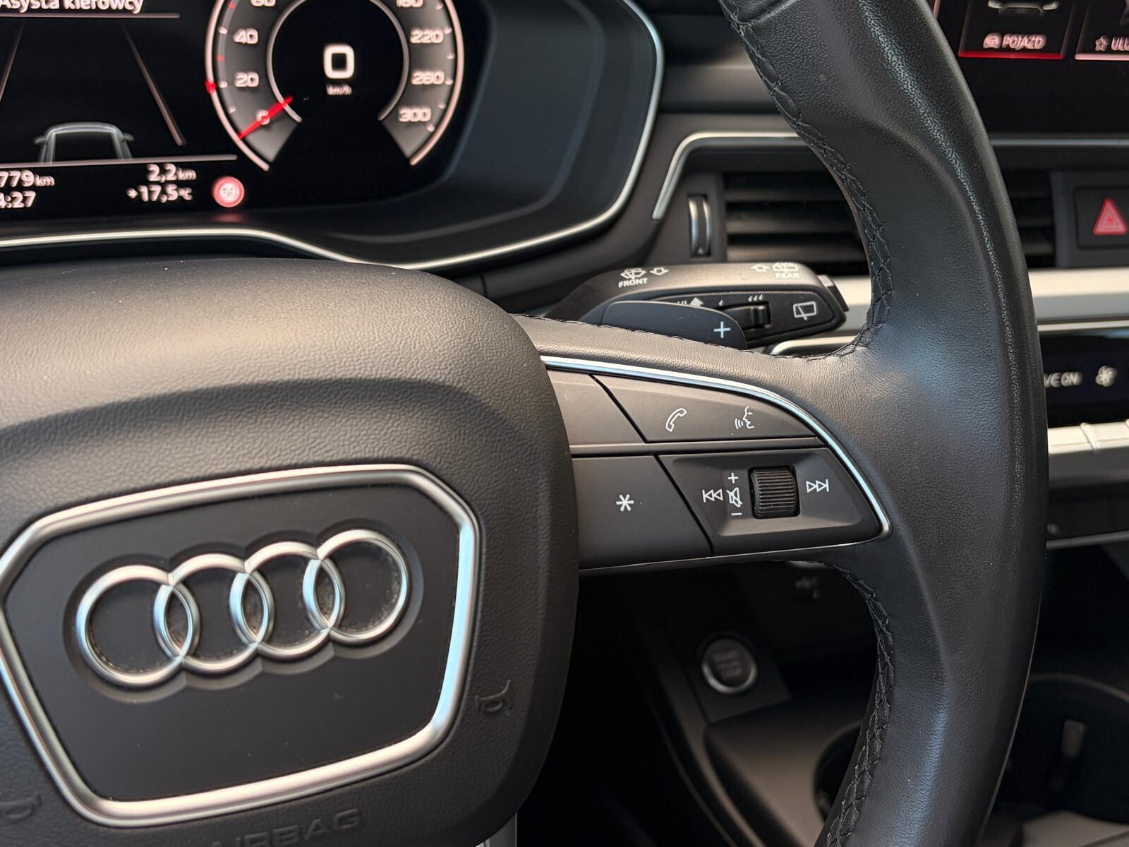 Audi A4 Avant - zdjęcie 26