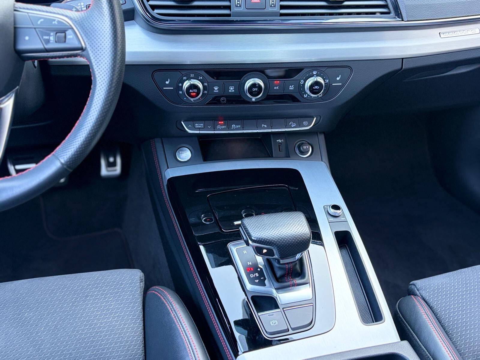 Audi Q5 - zdjęcie 28