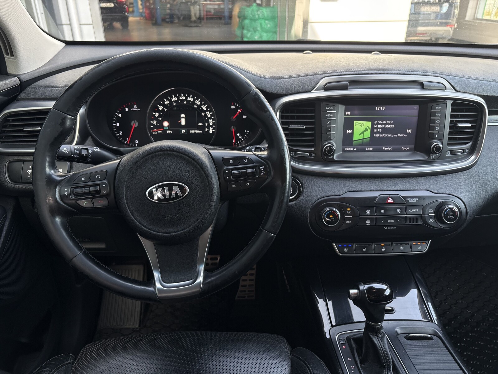 Kia Sorento - zdjęcie 11