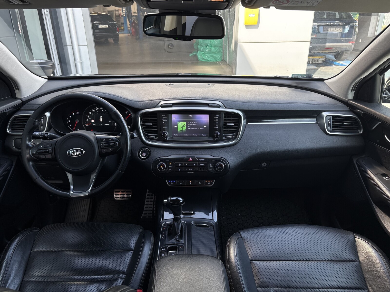 Kia Sorento - zdjęcie 17