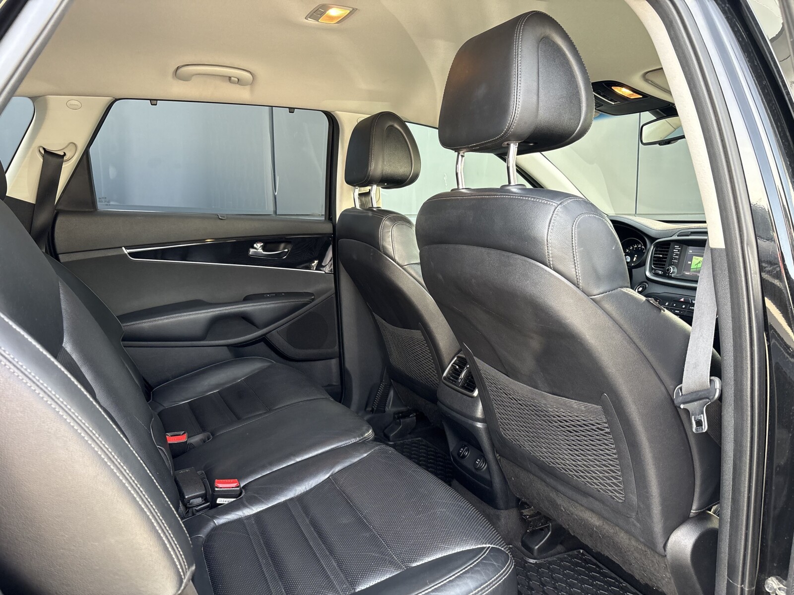 Kia Sorento - zdjęcie 25
