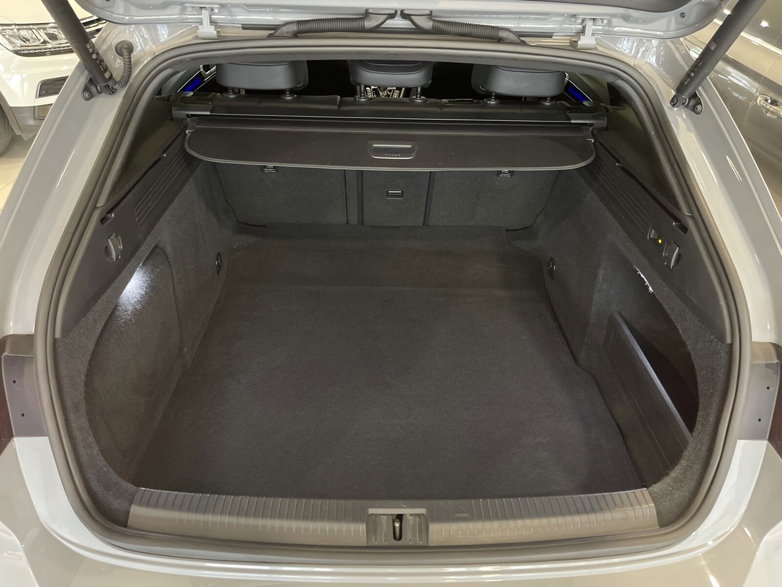 Volkswagen Arteon - zdjęcie 29