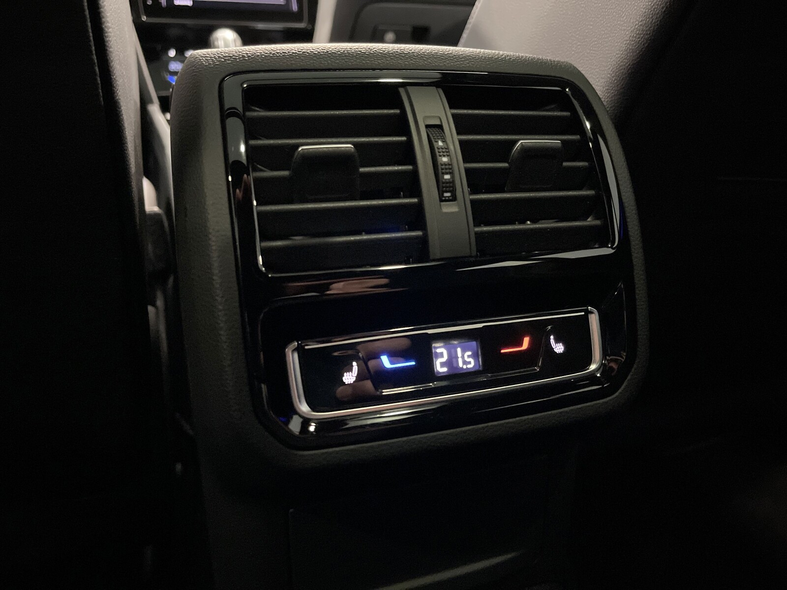 Volkswagen Arteon - zdjęcie 23