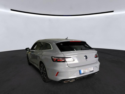 R 320 KM 4Motion DSG | Panorama | DCC | Harman Kardon | FV23%