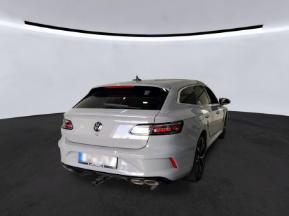 R 320 KM 4Motion DSG | Panorama | DCC | Harman Kardon | FV23%