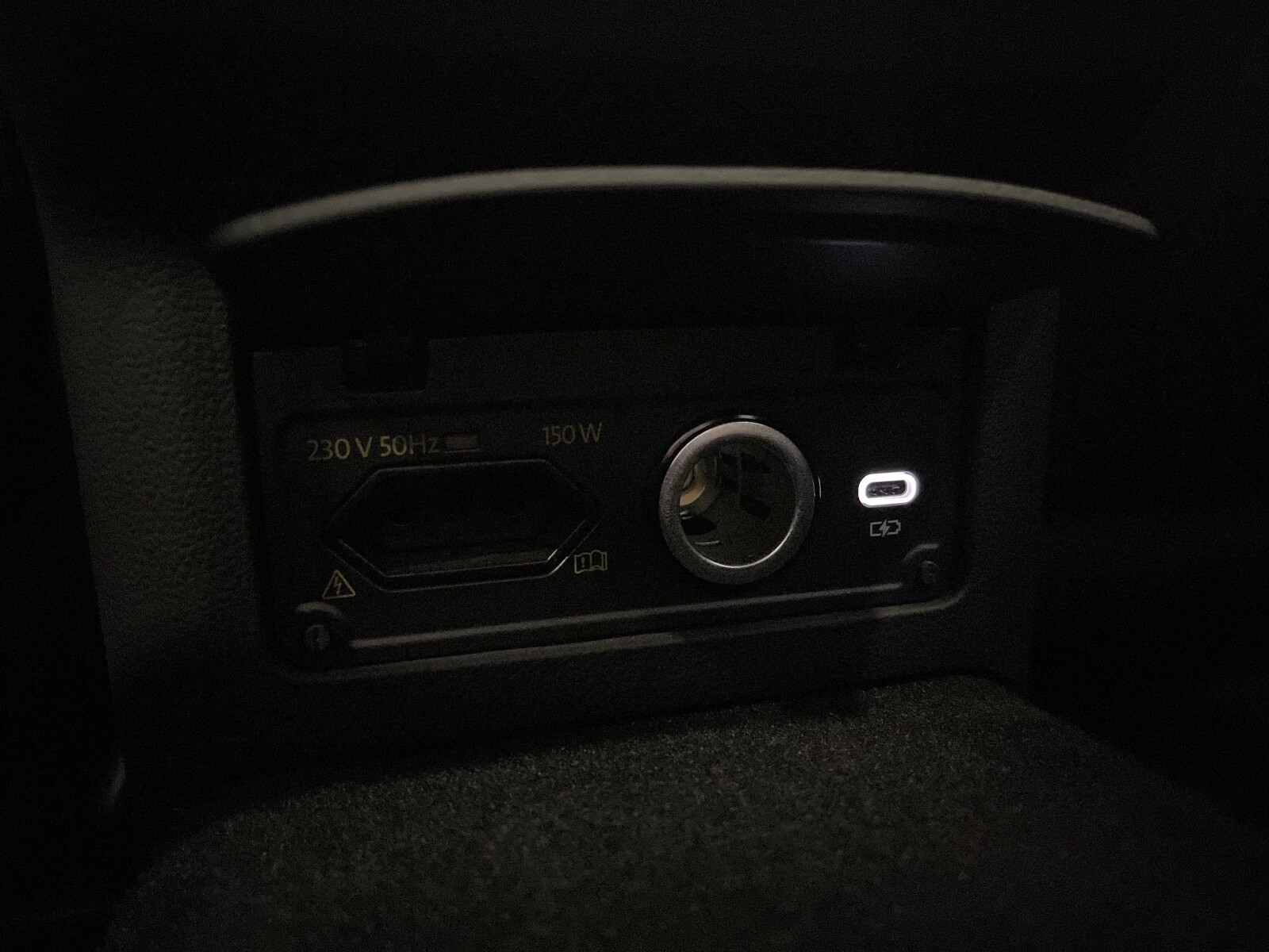 Volkswagen Arteon - zdjęcie 25