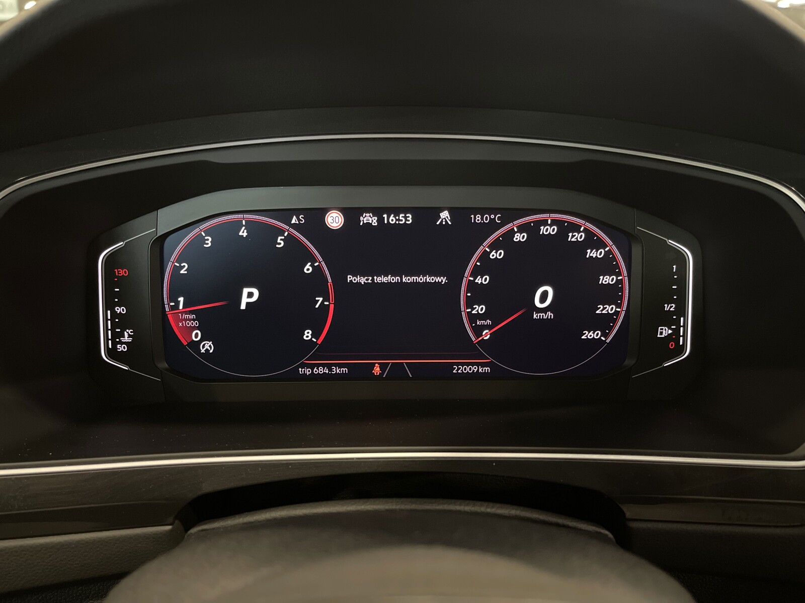 Volkswagen Tiguan - zdjęcie 20