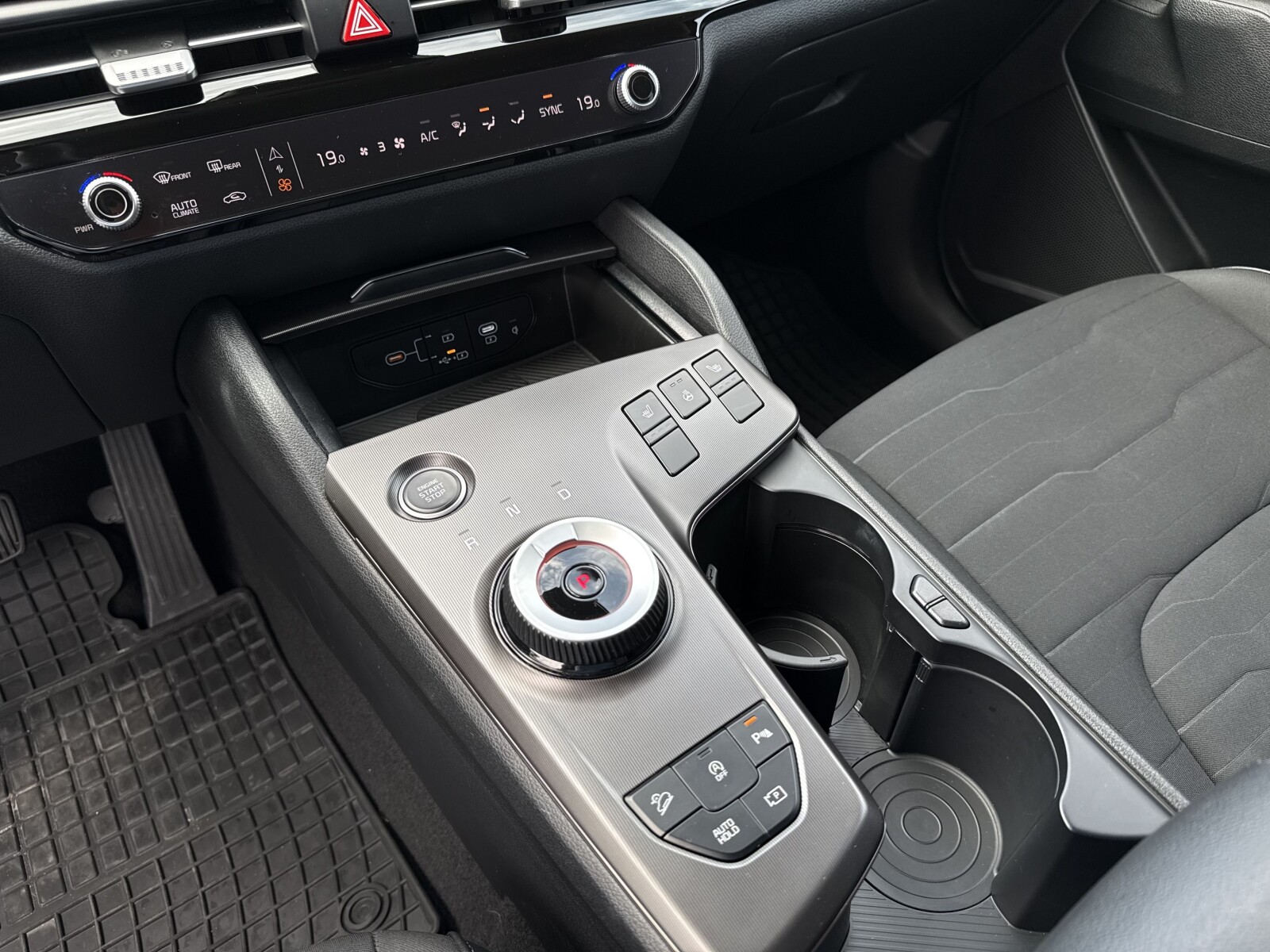 Kia Sportage - zdjęcie 20
