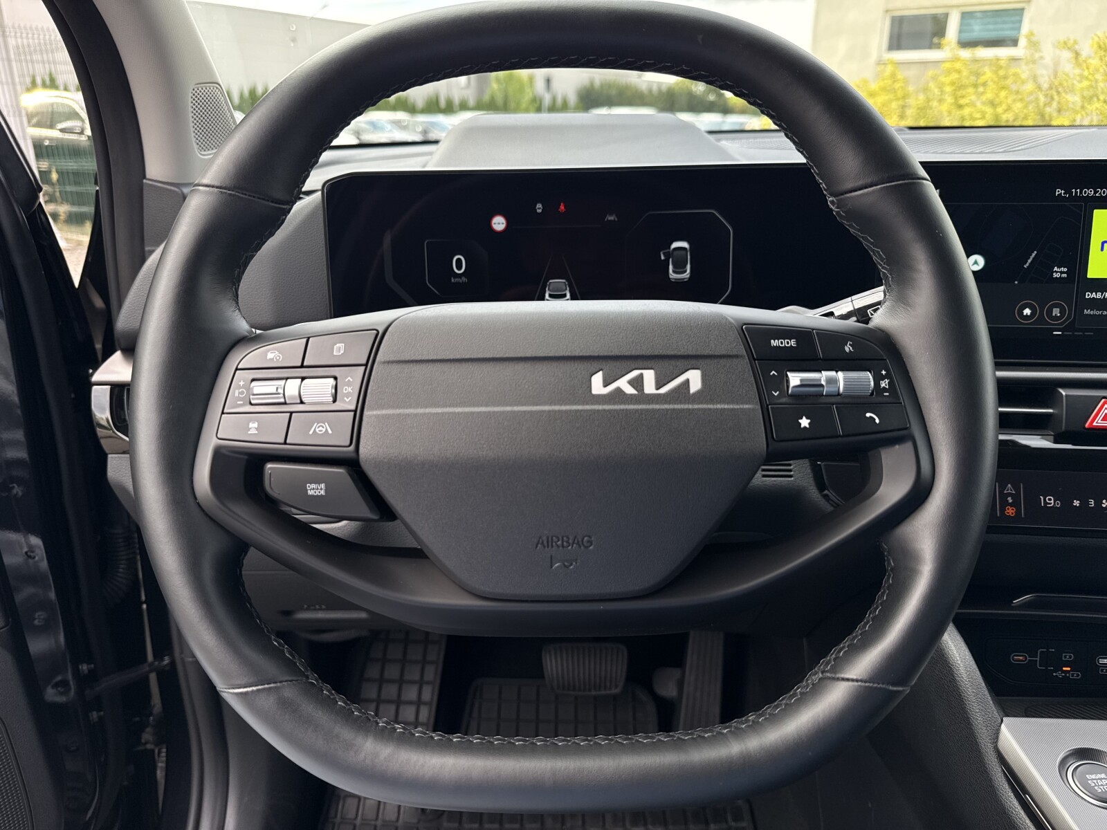 Kia Sportage - zdjęcie 13