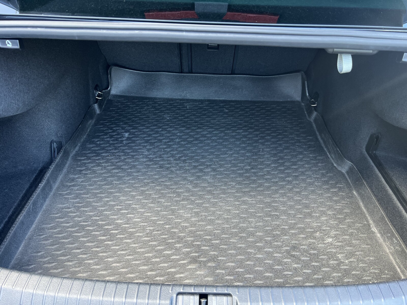 Volkswagen Passat - zdjęcie 32