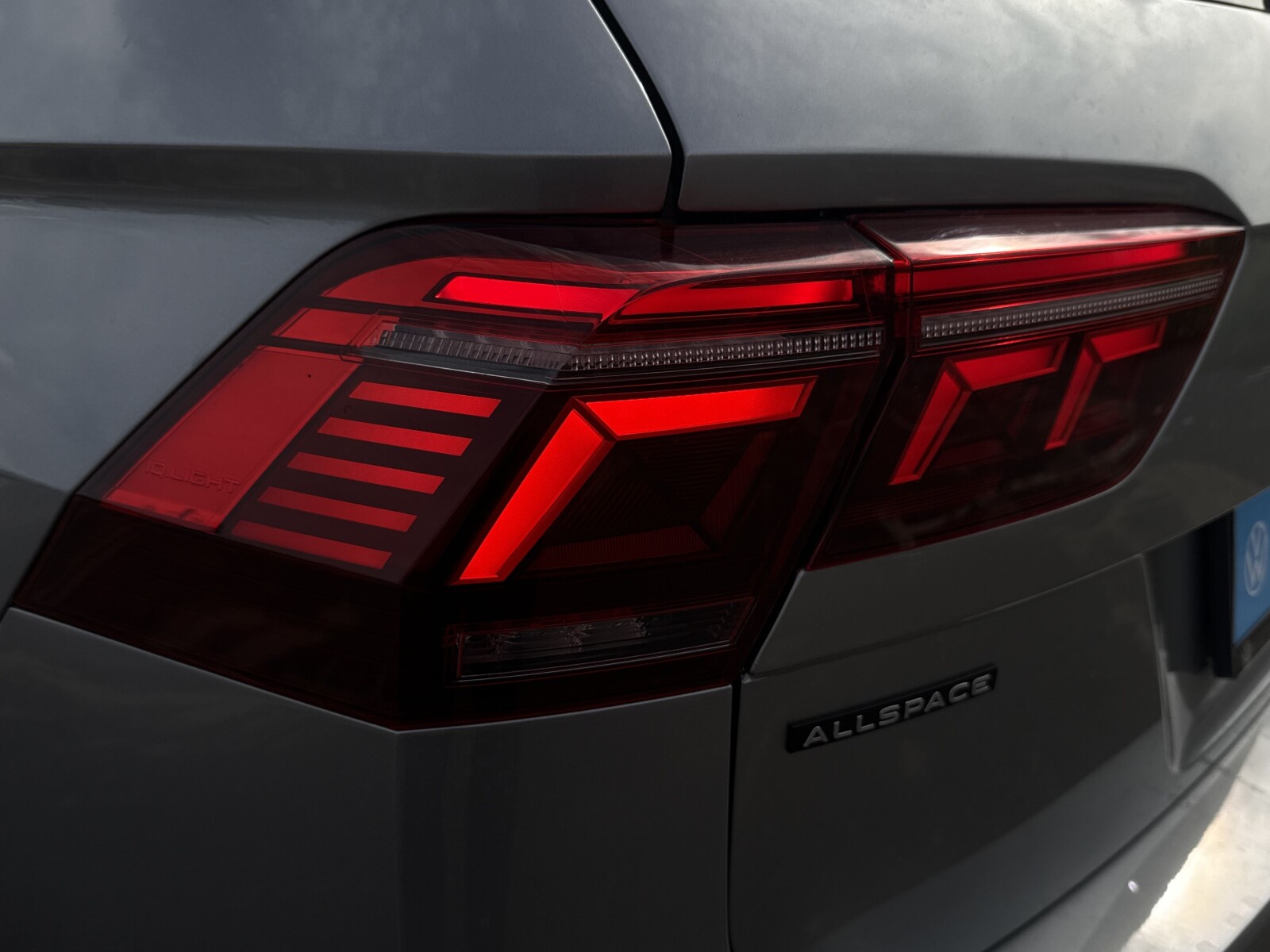 Volkswagen Tiguan Allspace - zdjęcie 39