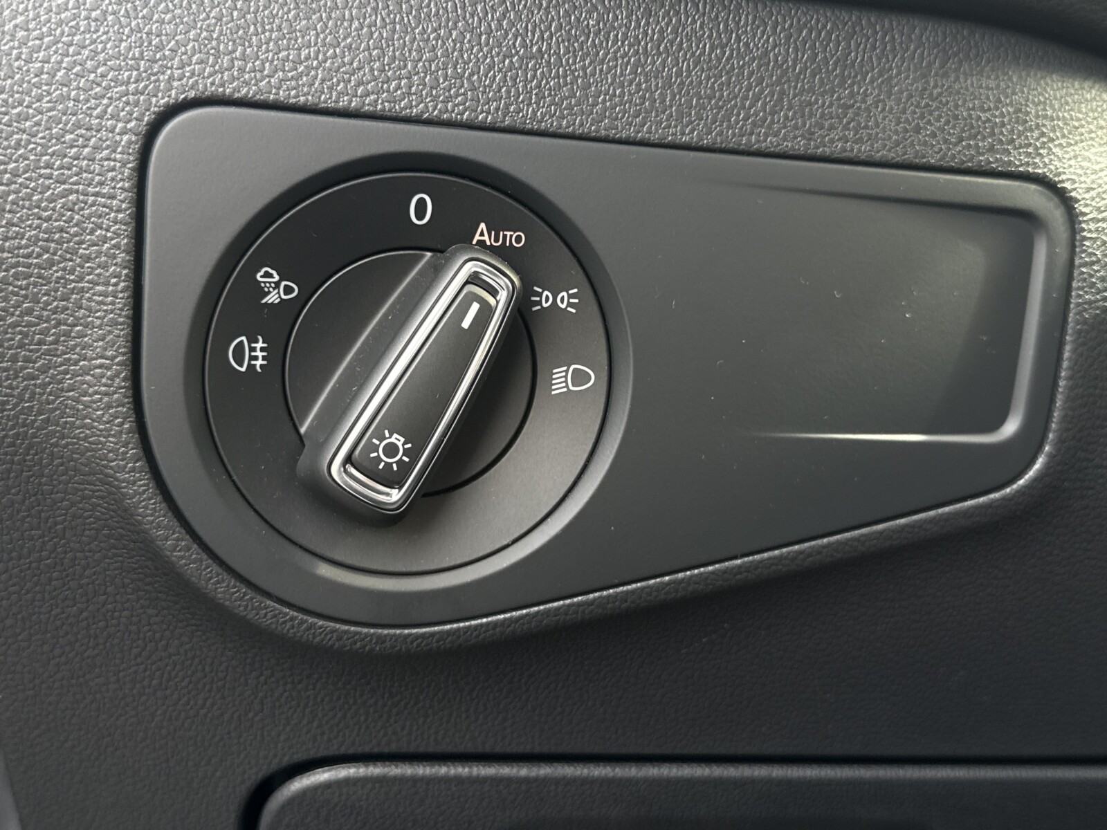 Volkswagen Tiguan Allspace - zdjęcie 19