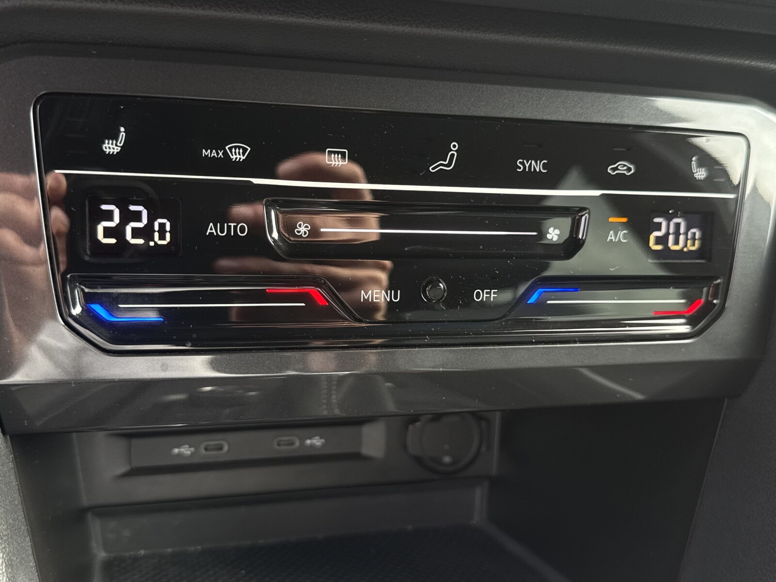 Volkswagen Tiguan Allspace - zdjęcie 23