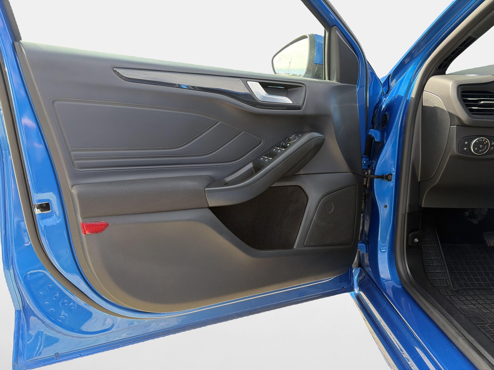 Ford Focus - zdjęcie 10