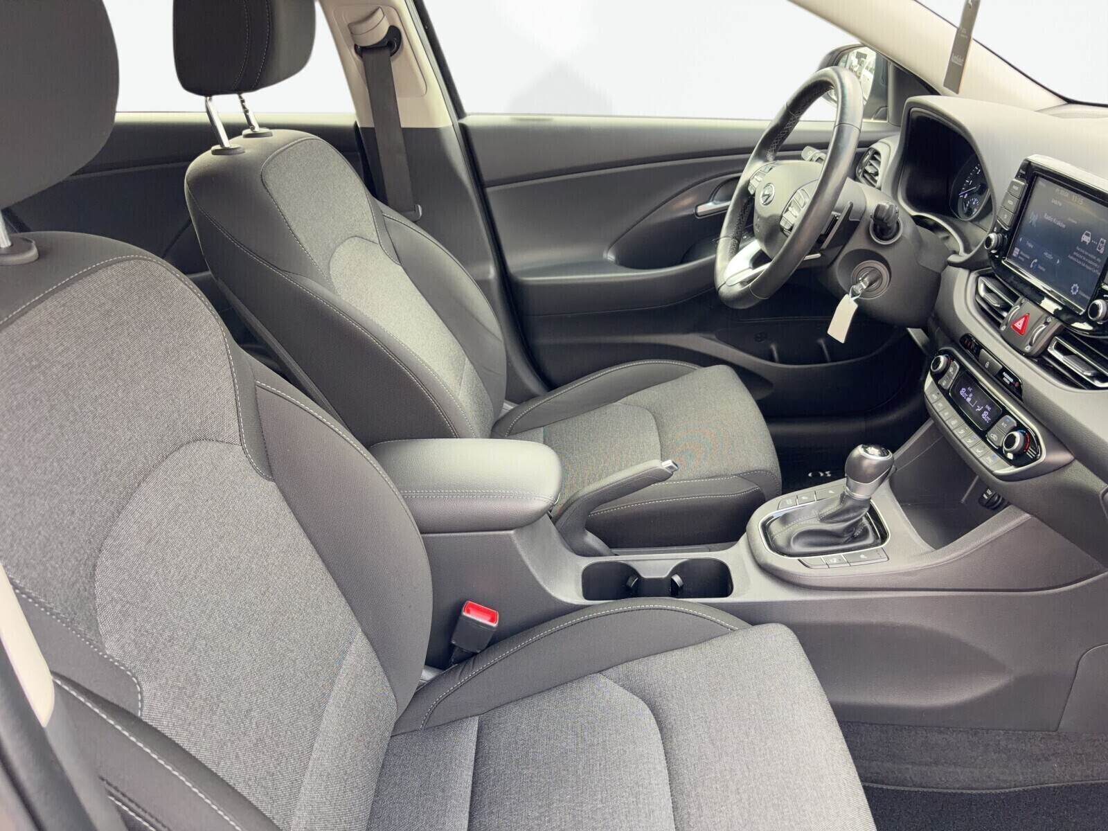 Hyundai i30 - zdjęcie 12