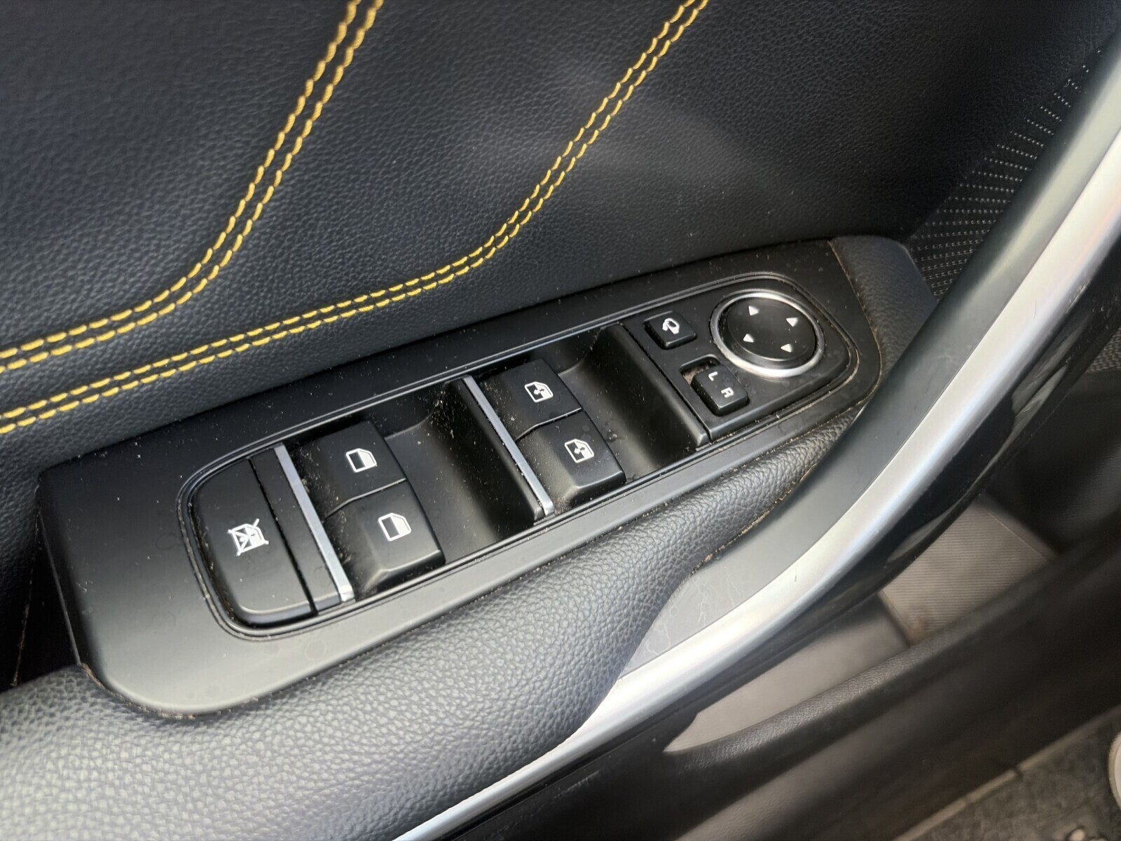 Kia XCeed - zdjęcie 37