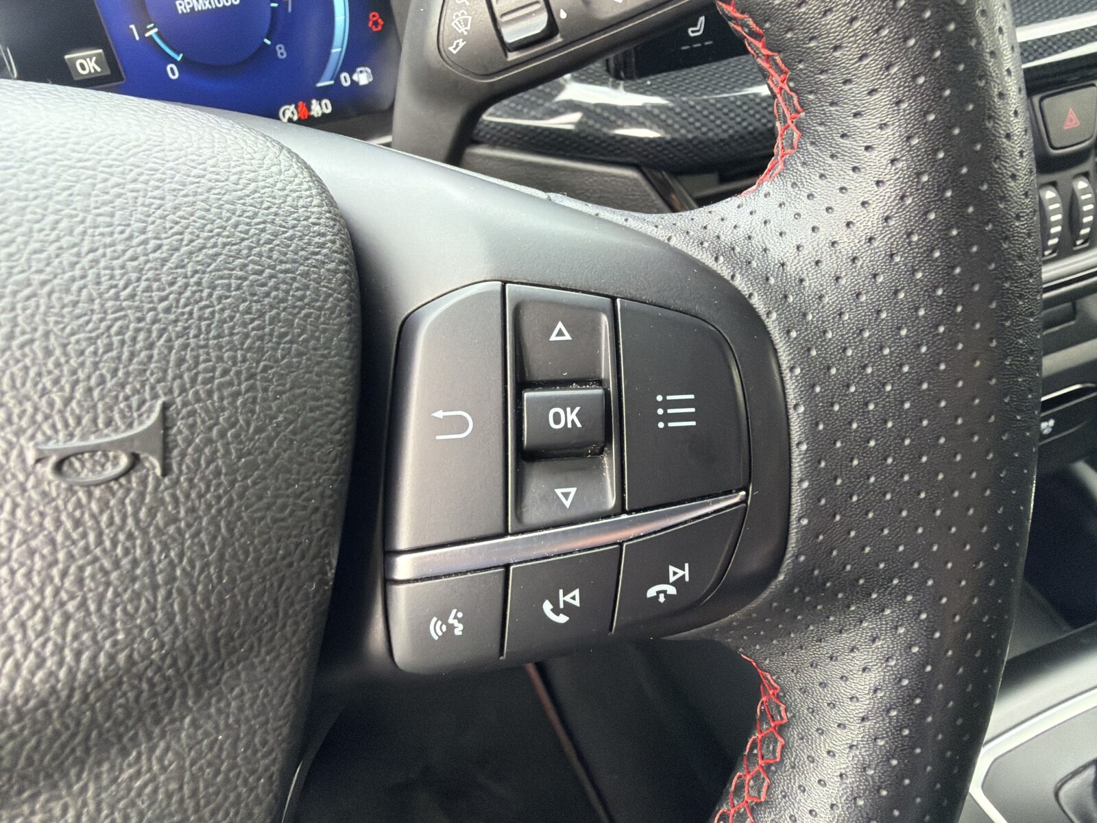 Ford Focus - zdjęcie 22