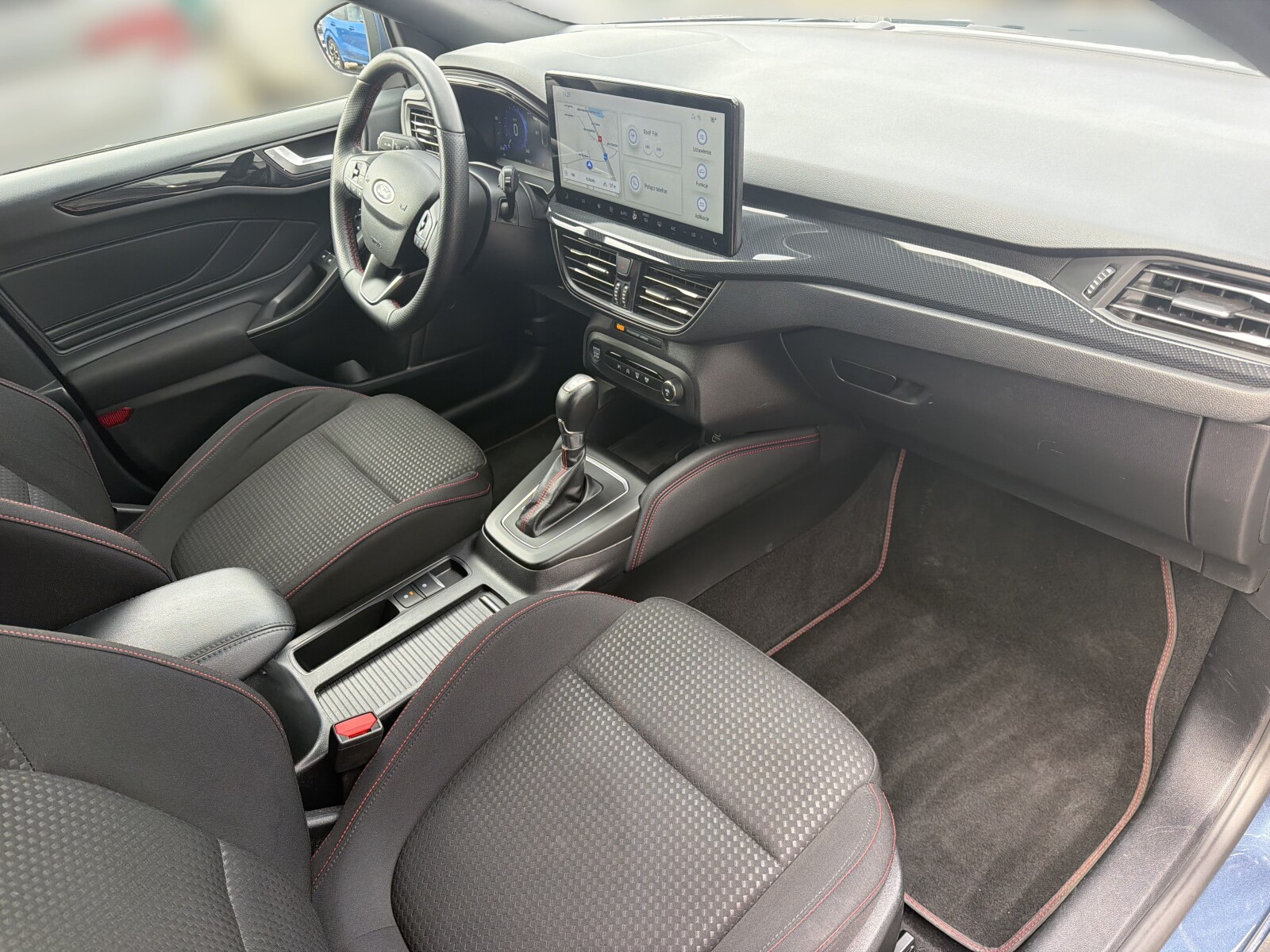 Ford Focus - zdjęcie 16
