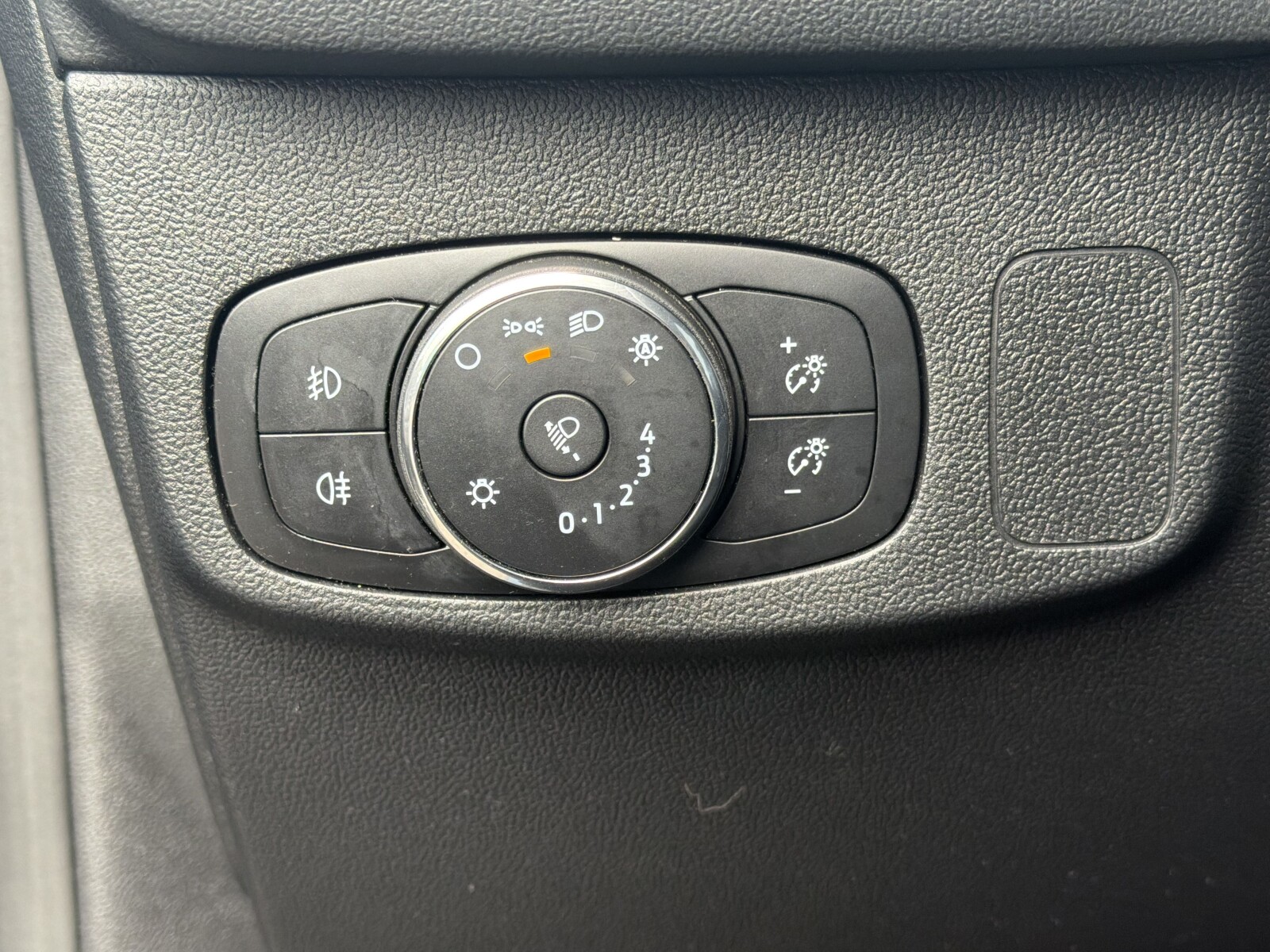 Ford Focus - zdjęcie 20