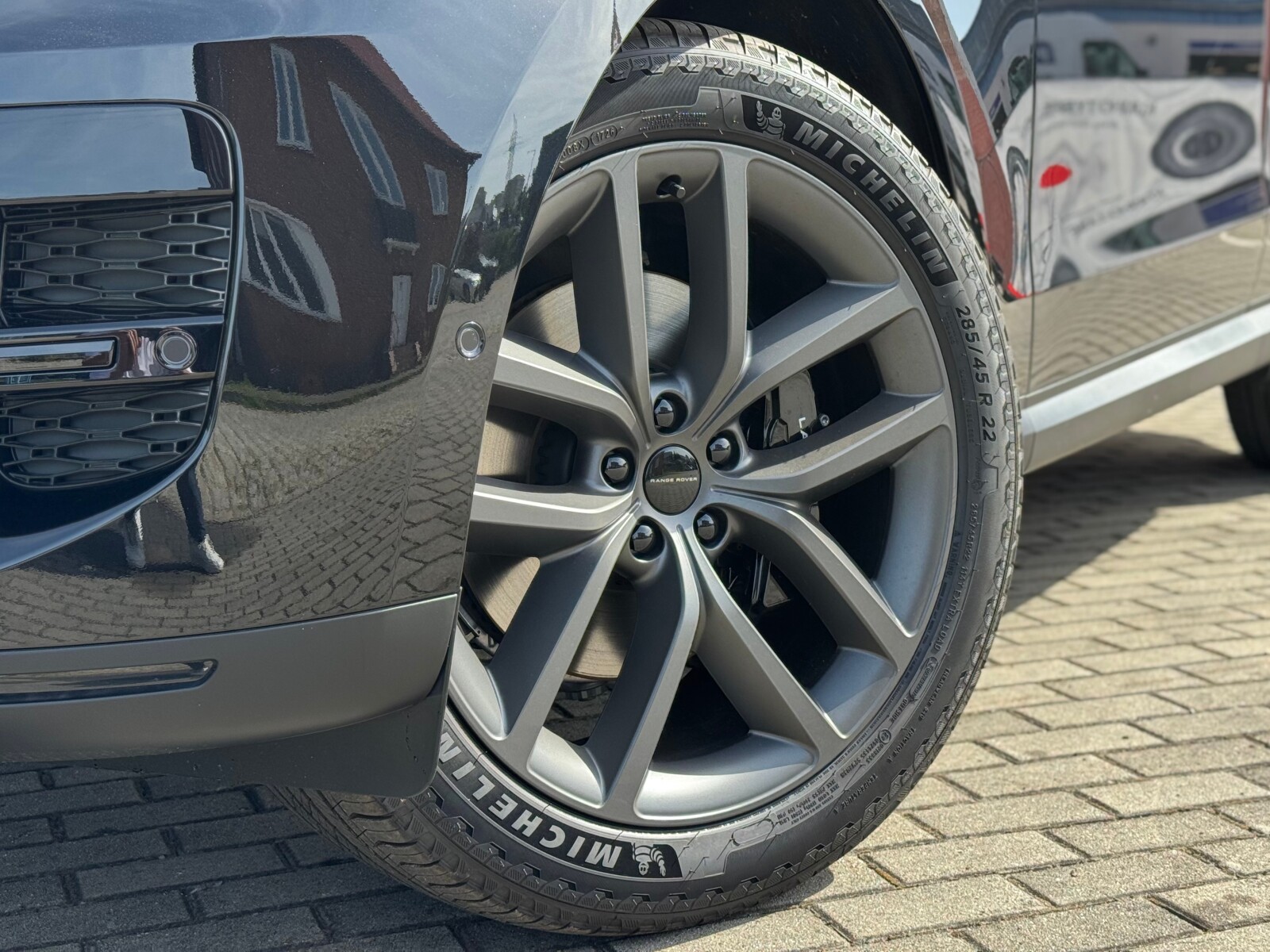 Land Rover Range Rover Sport - zdjęcie 4