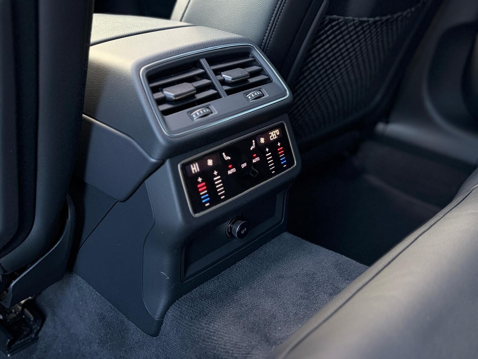 Audi A6 Avant - zdjęcie 20