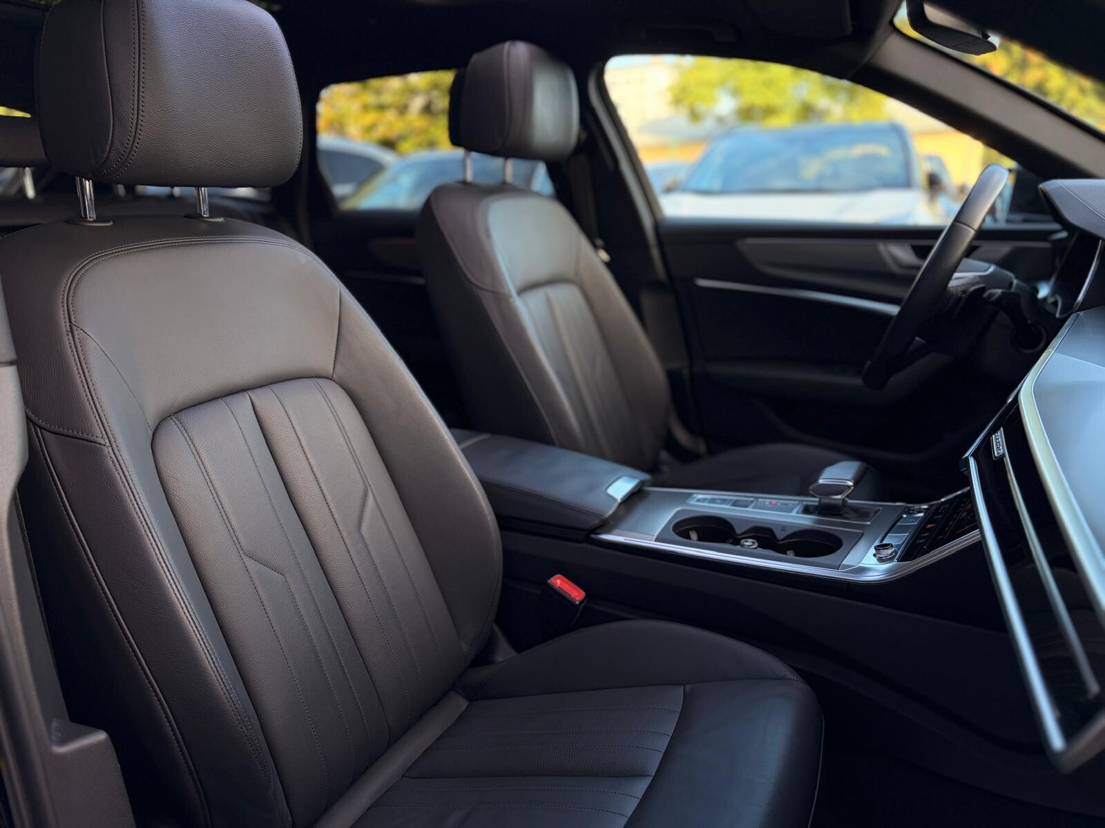 Audi A6 Avant - zdjęcie 23
