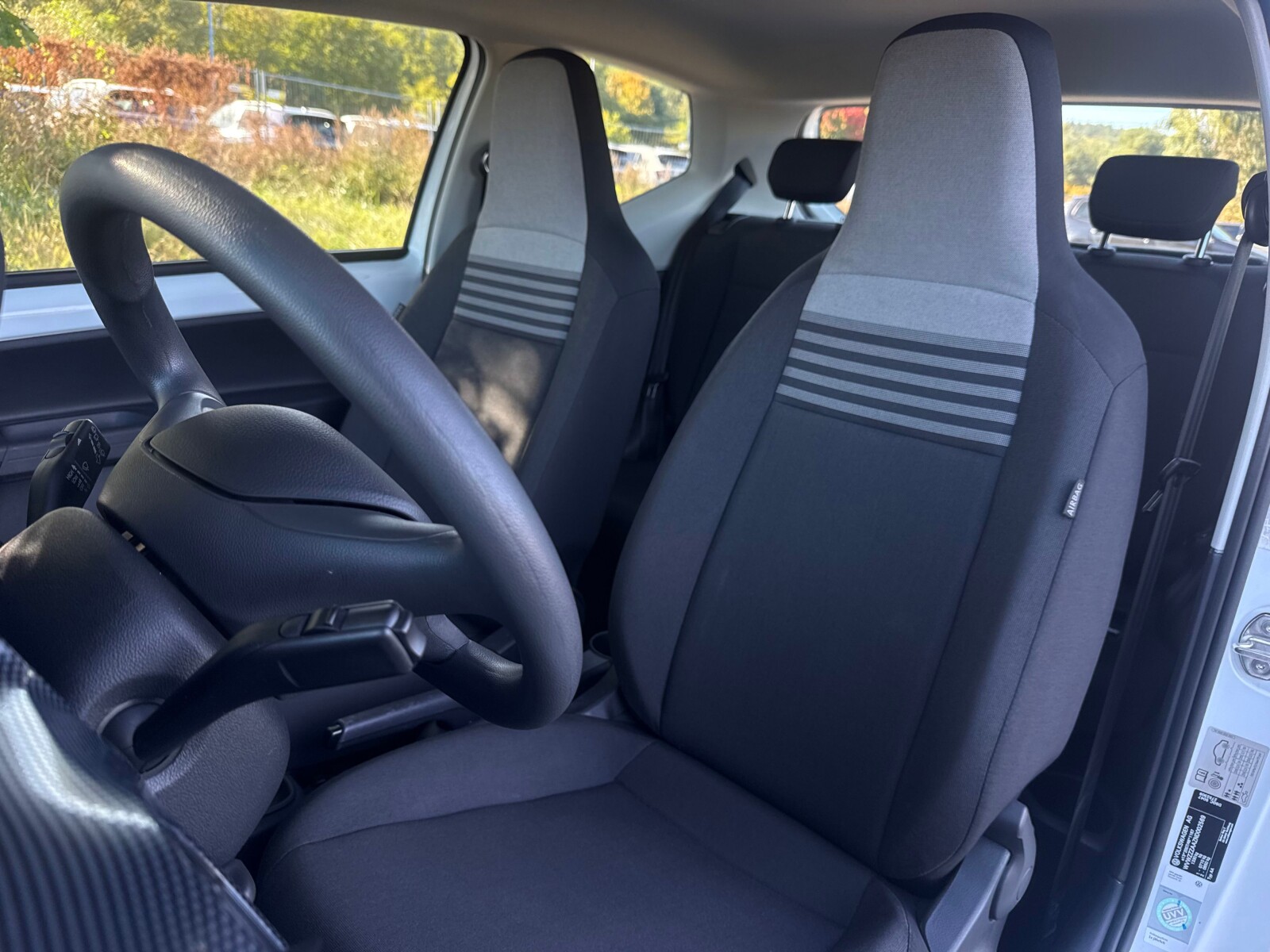 Volkswagen up! - zdjęcie 11