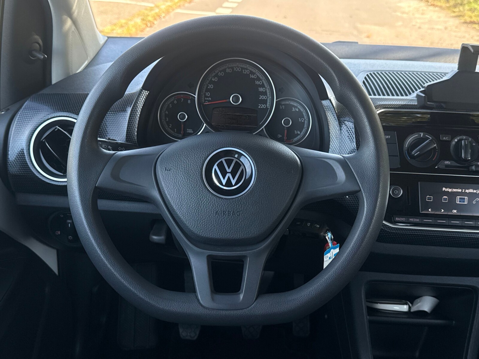 Volkswagen up! - zdjęcie 12