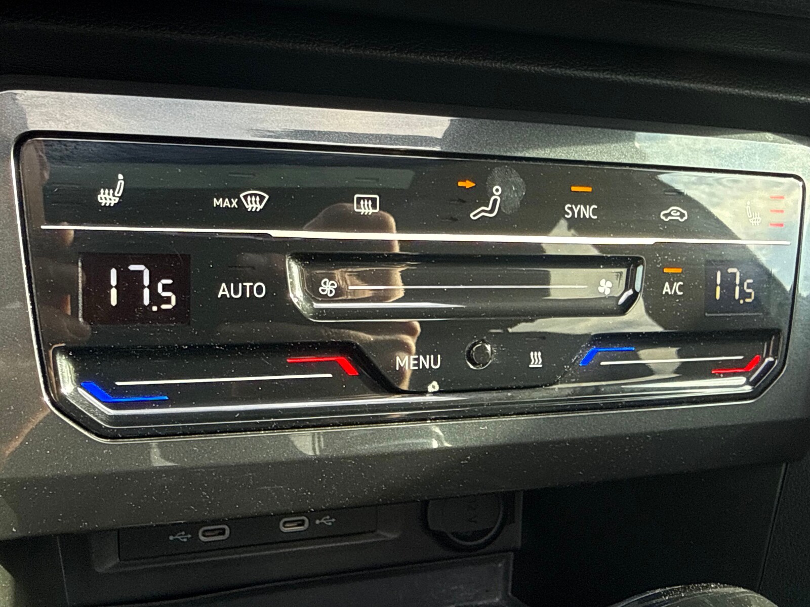 Volkswagen Tiguan Allspace - zdjęcie 24