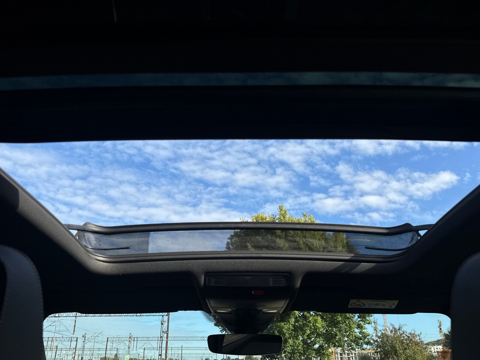 Volkswagen Tiguan Allspace - zdjęcie 39