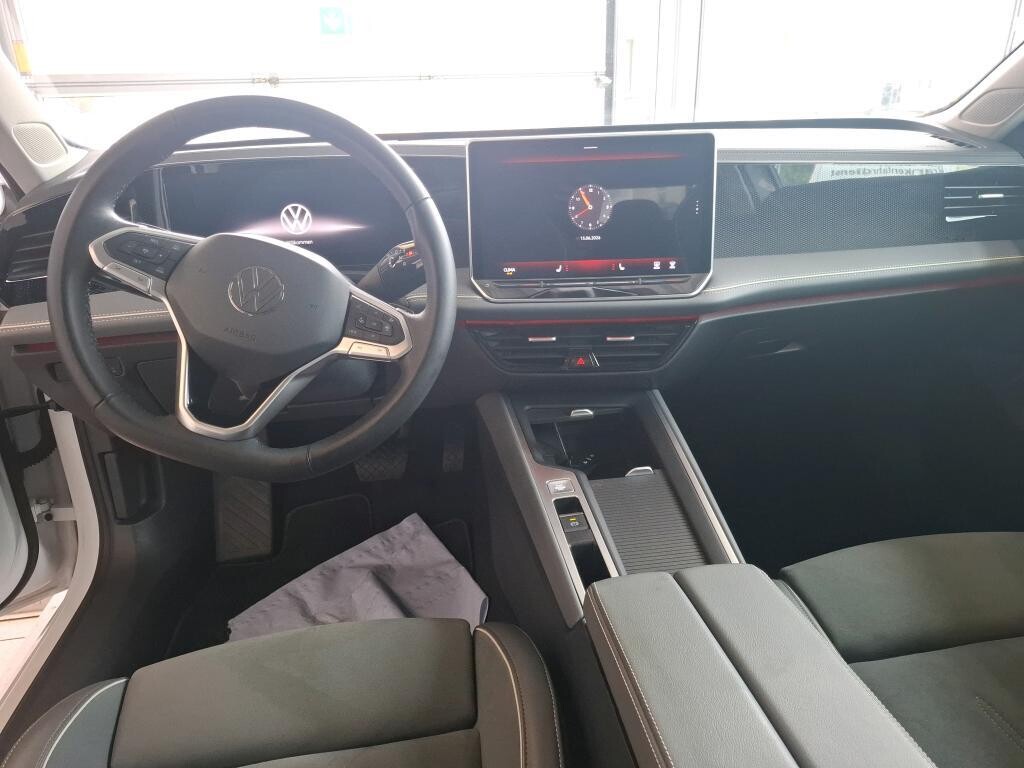 Volkswagen Passat Variant - zdjęcie 3