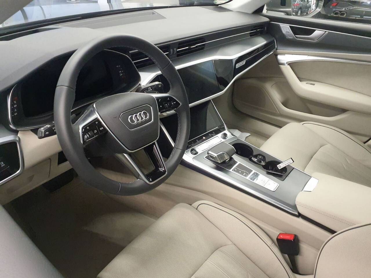 Audi A6 Avant - zdjęcie 6