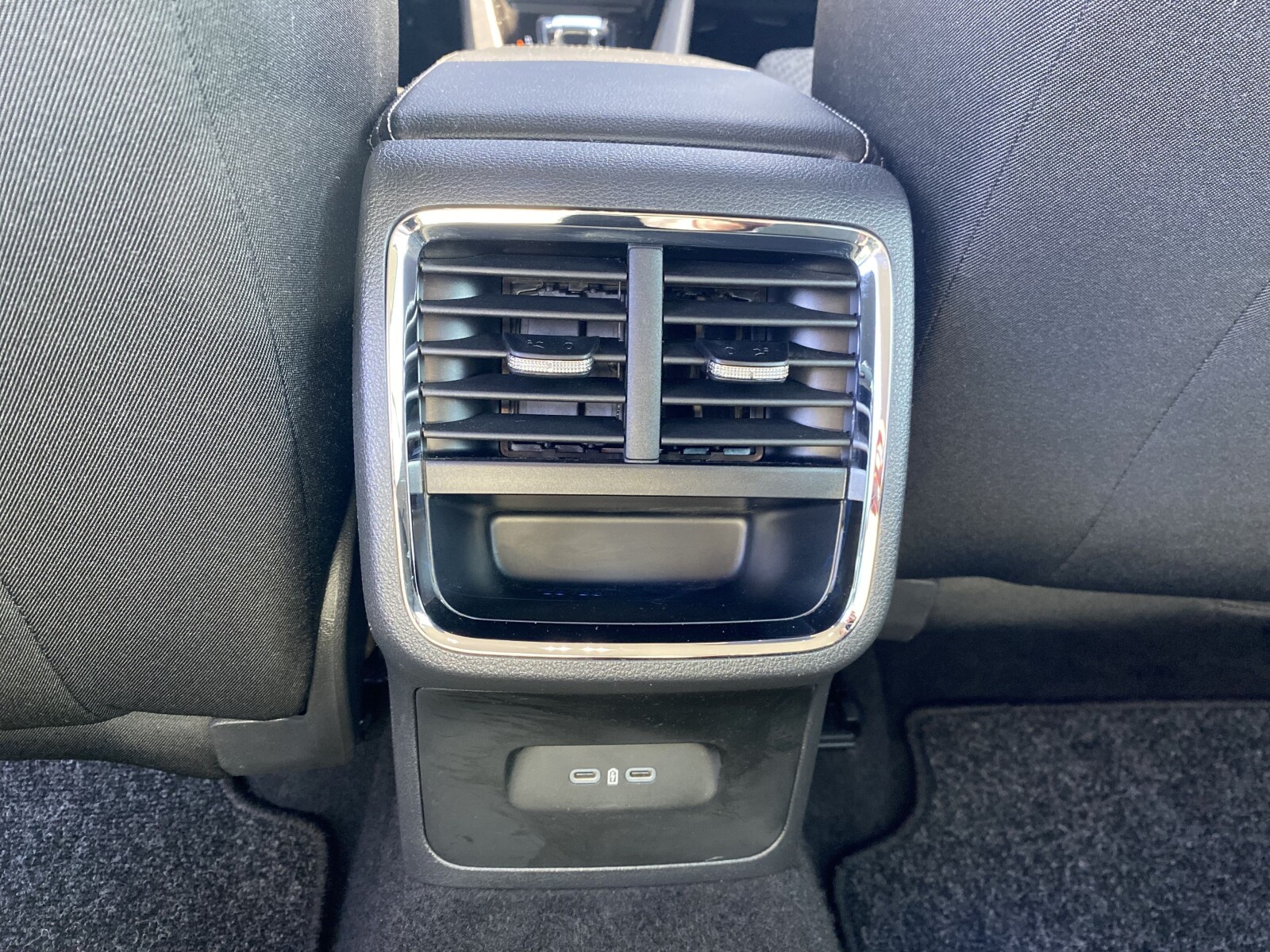 Škoda Octavia Combi - zdjęcie 13