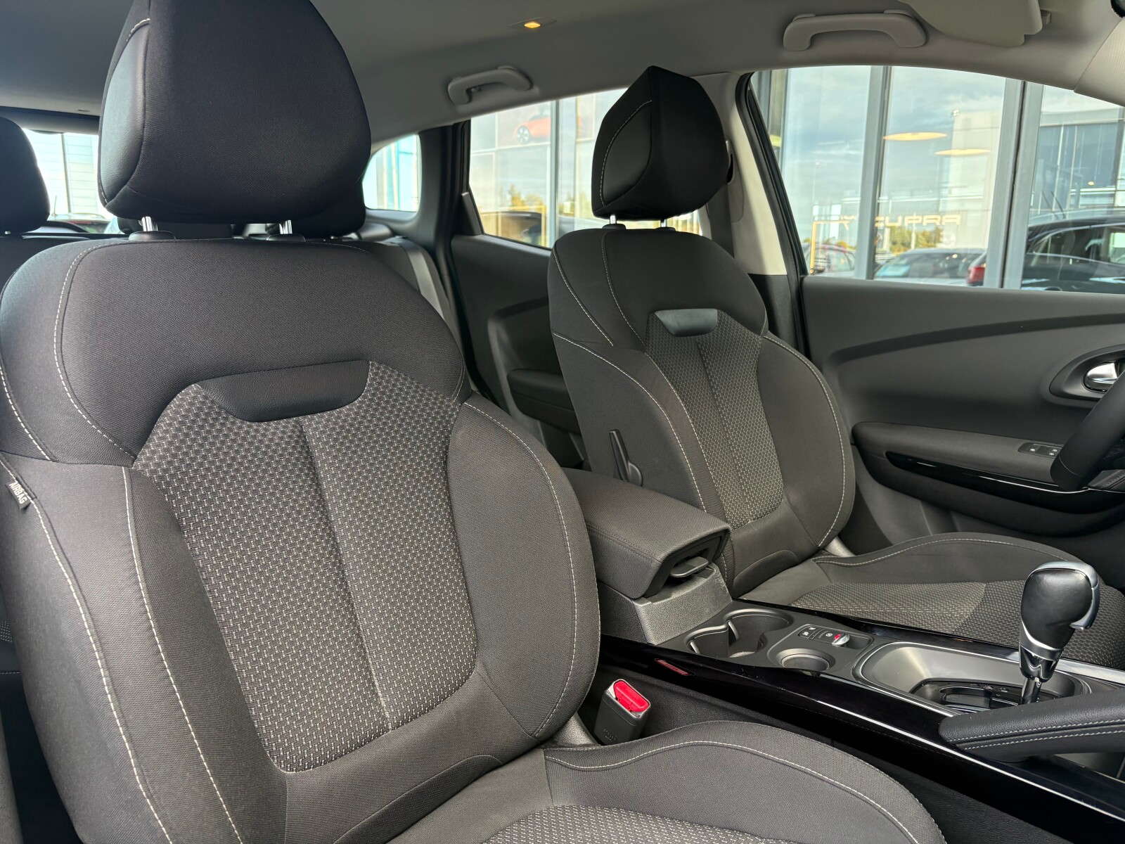 Renault Kadjar - zdjęcie 16