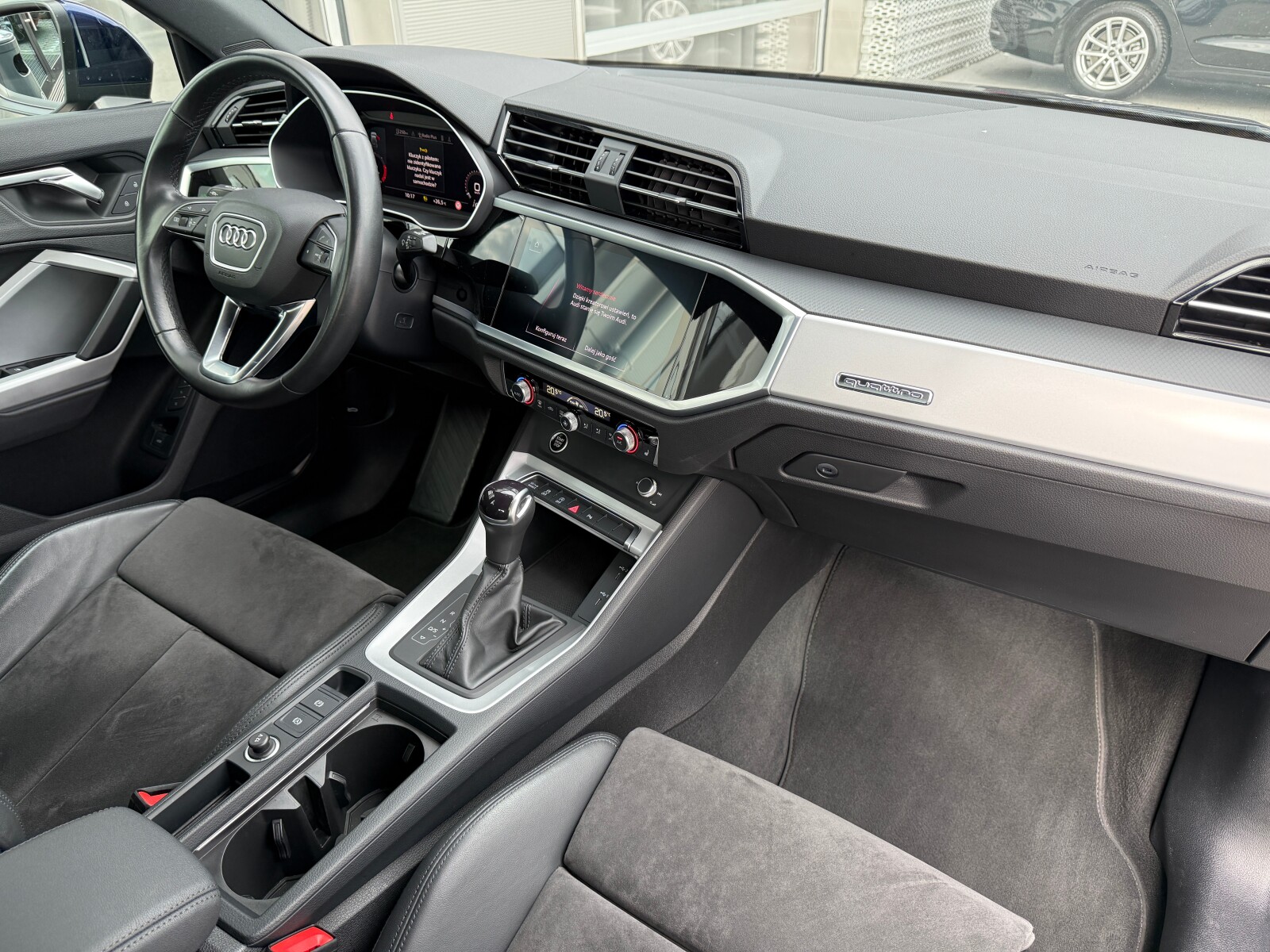 Audi Q3 - zdjęcie 23
