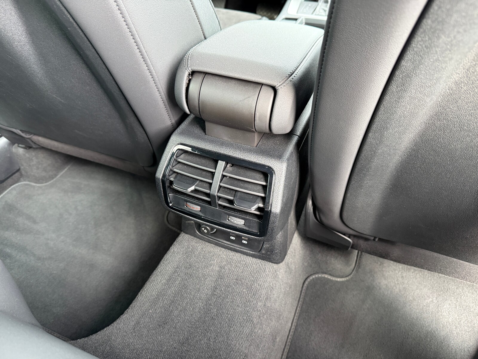 Audi Q3 - zdjęcie 12