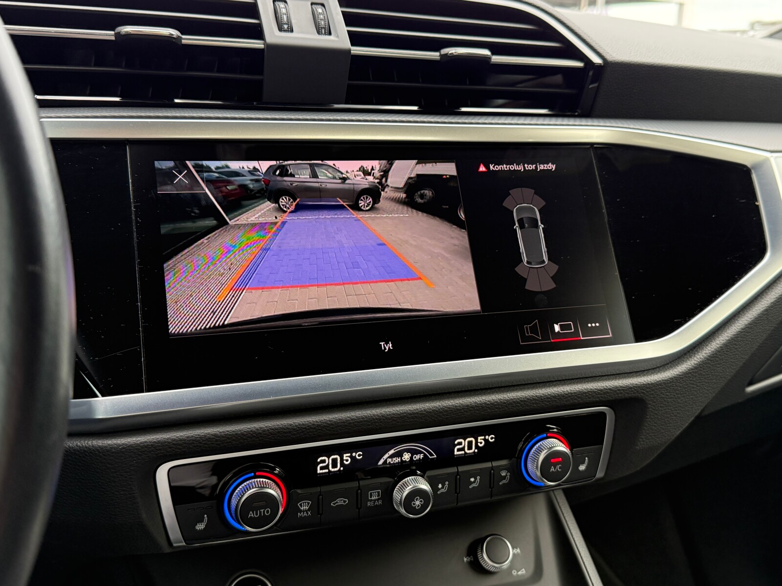 Audi Q3 - zdjęcie 37