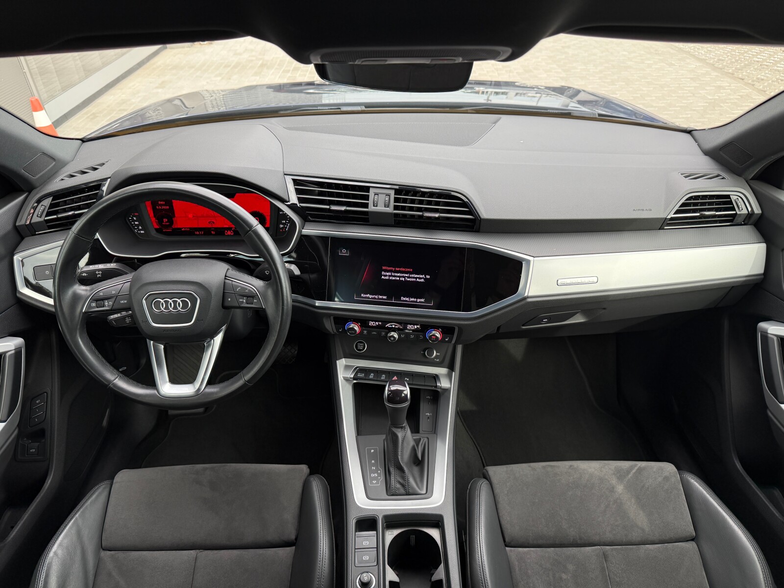 Audi Q3 - zdjęcie 13