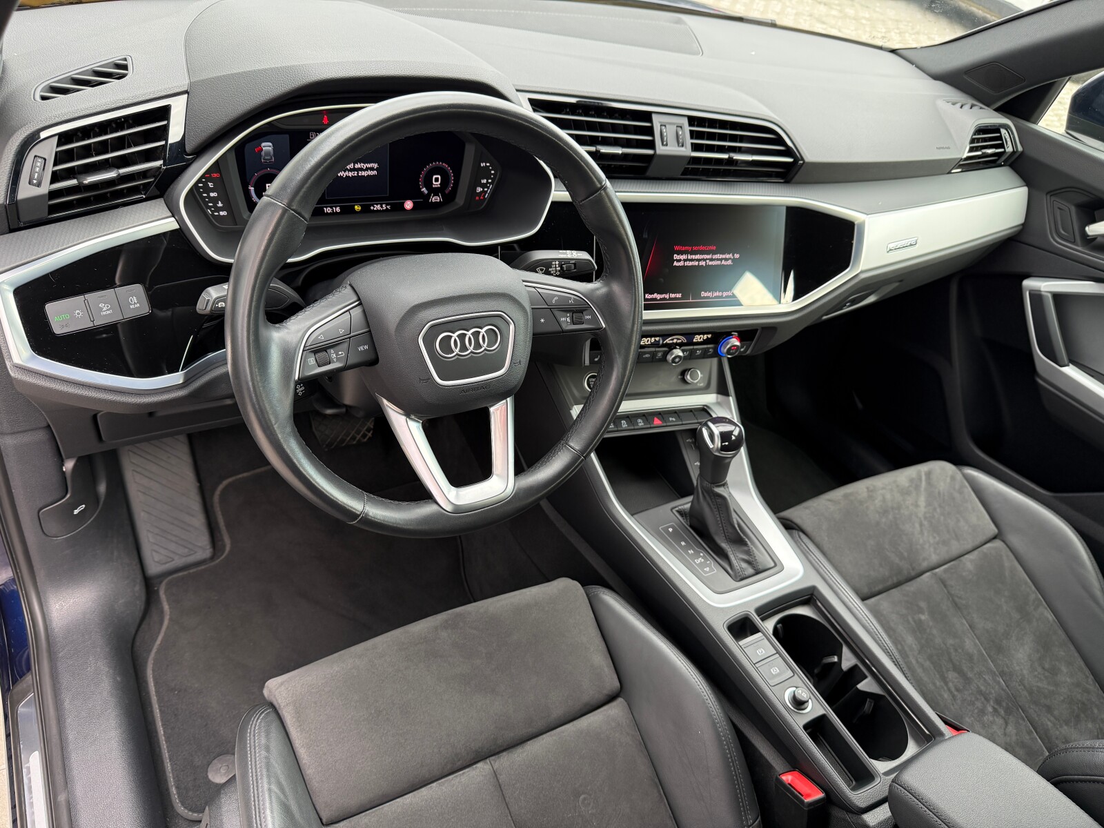 Audi Q3 - zdjęcie 20