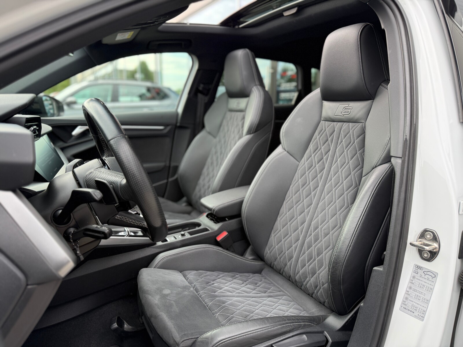 Audi S3 Sportback - zdjęcie 20