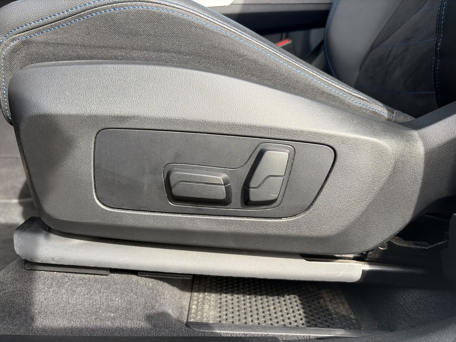 BMW X1 - zdjęcie 20