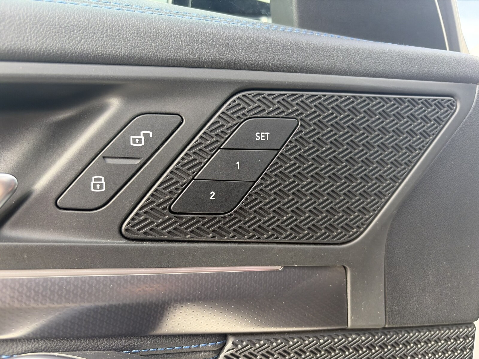 BMW X1 - zdjęcie 19