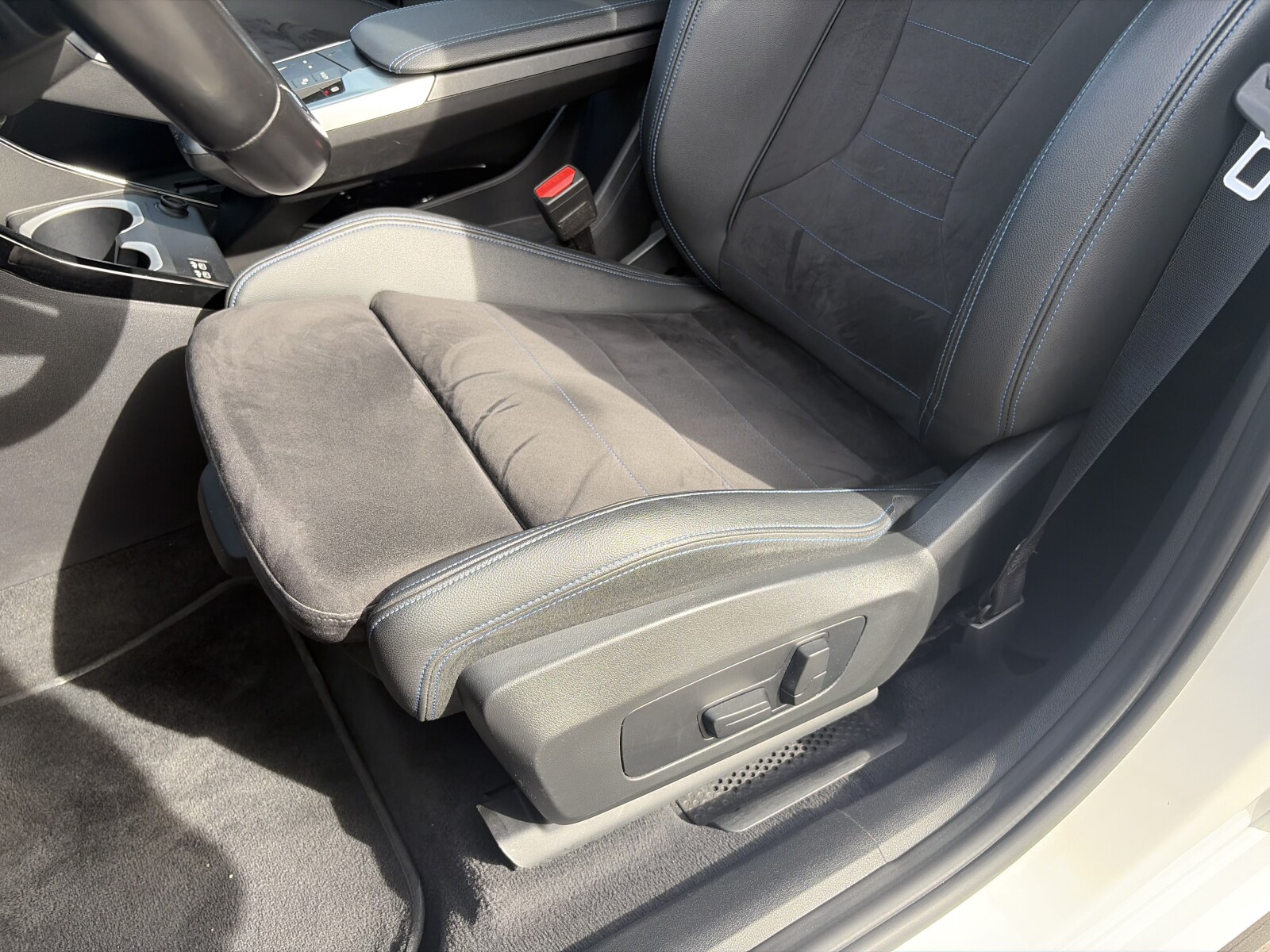 BMW X1 - zdjęcie 12
