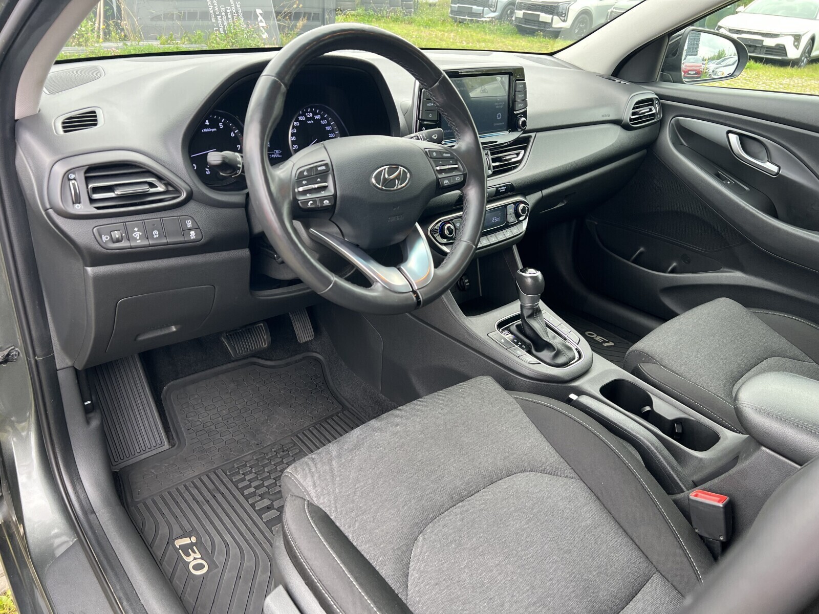 Hyundai i30 - zdjęcie 10