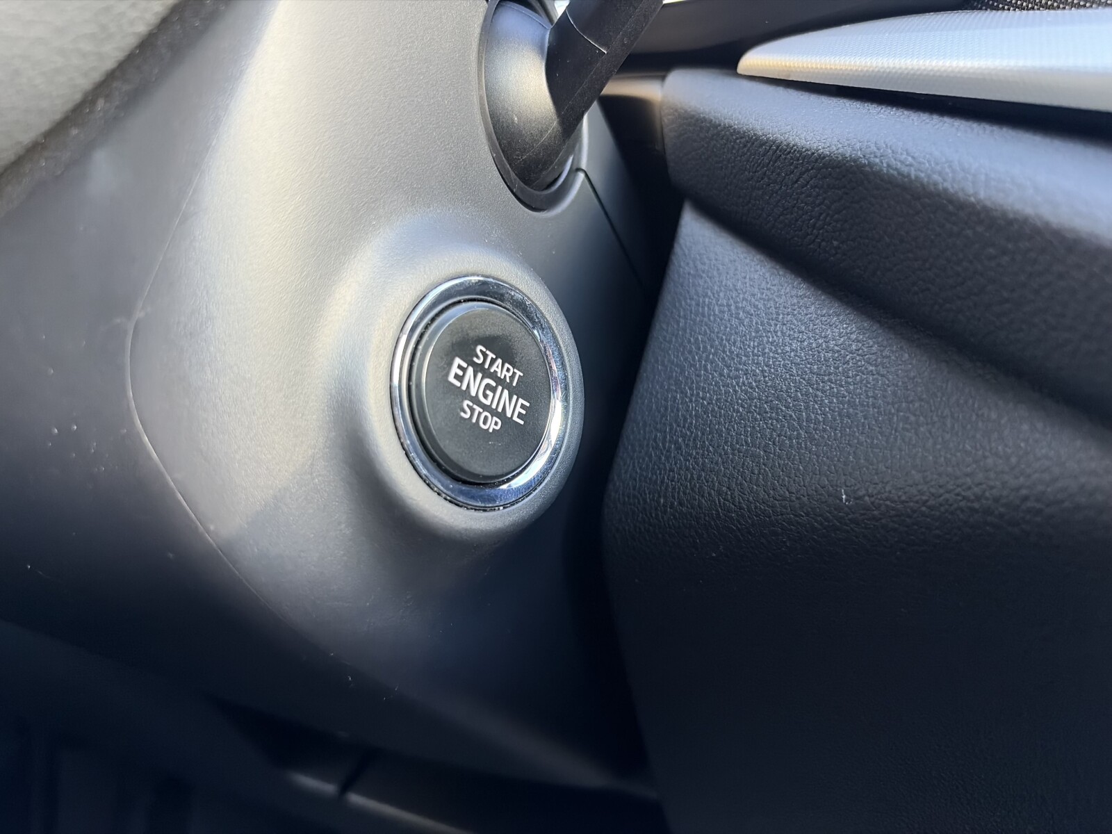 Škoda Octavia Combi - zdjęcie 28
